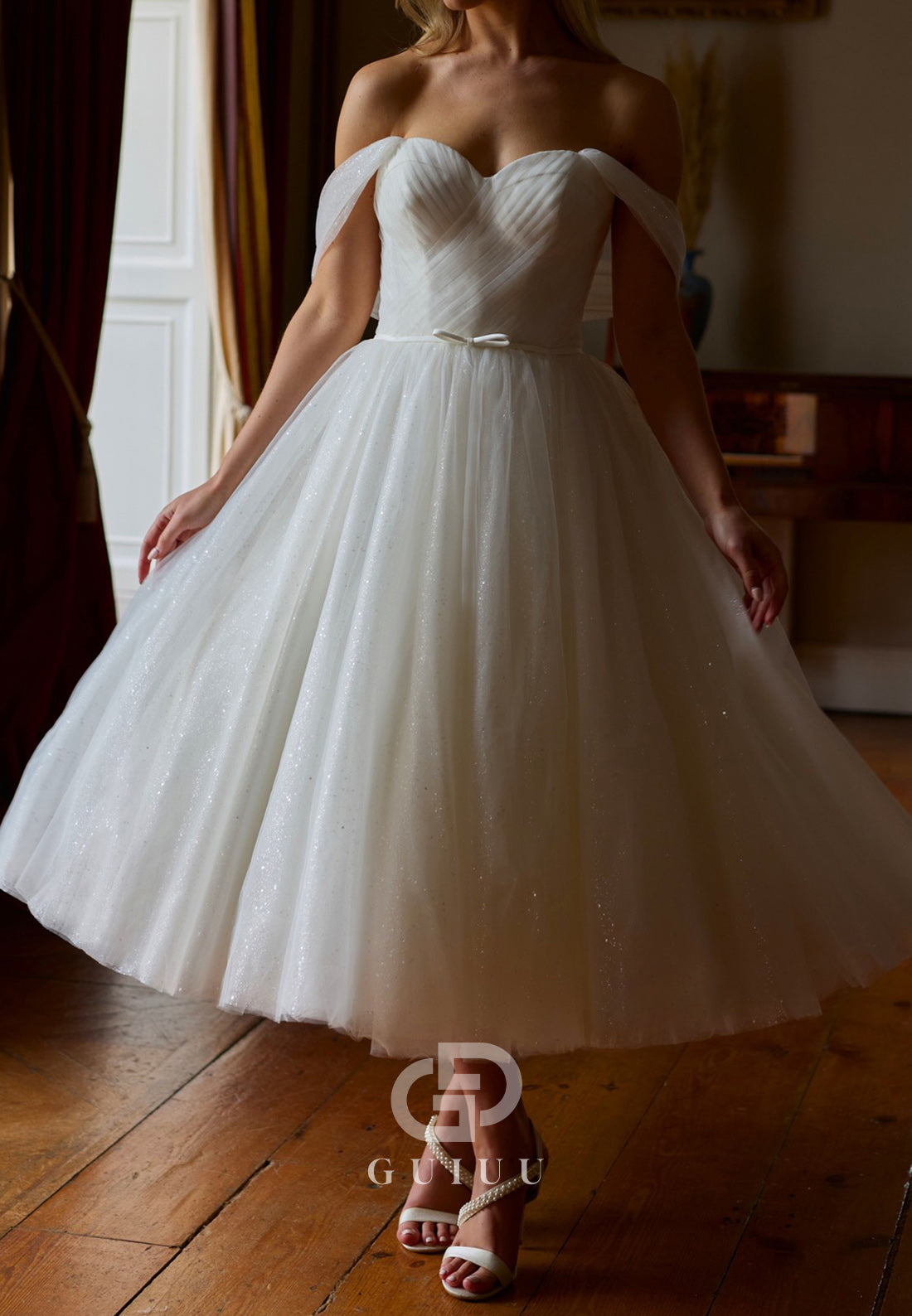 A-Line Strapless Sleeveless Empire-Waist Lace Wedding Dress