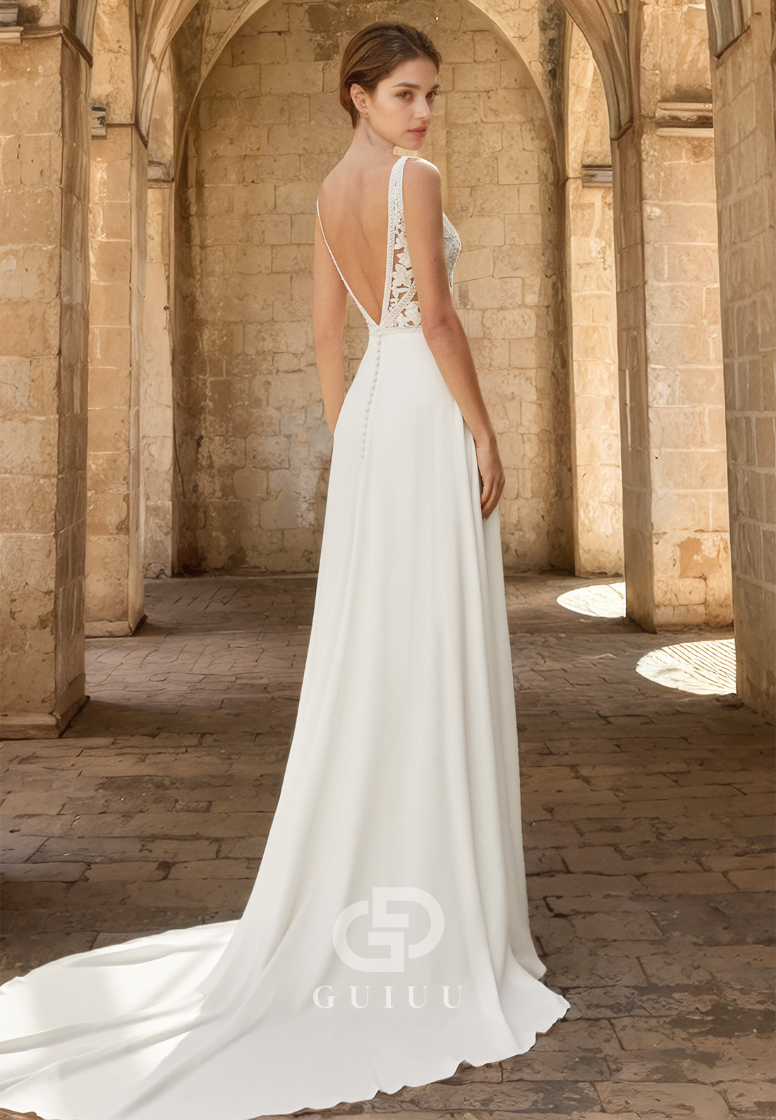 Elegant Scoop Sleeveless Corset Tulle Empire-Waist Slit Backless Satin Wedding Dress