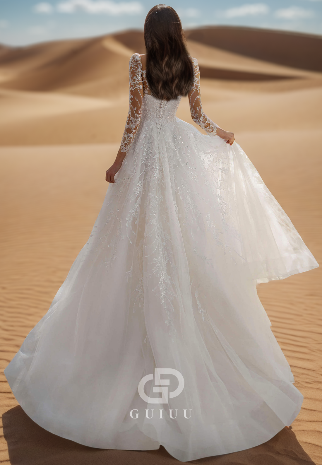 Long Sleeves Scoop Floral Appliques Corset Lace Wedding Dress