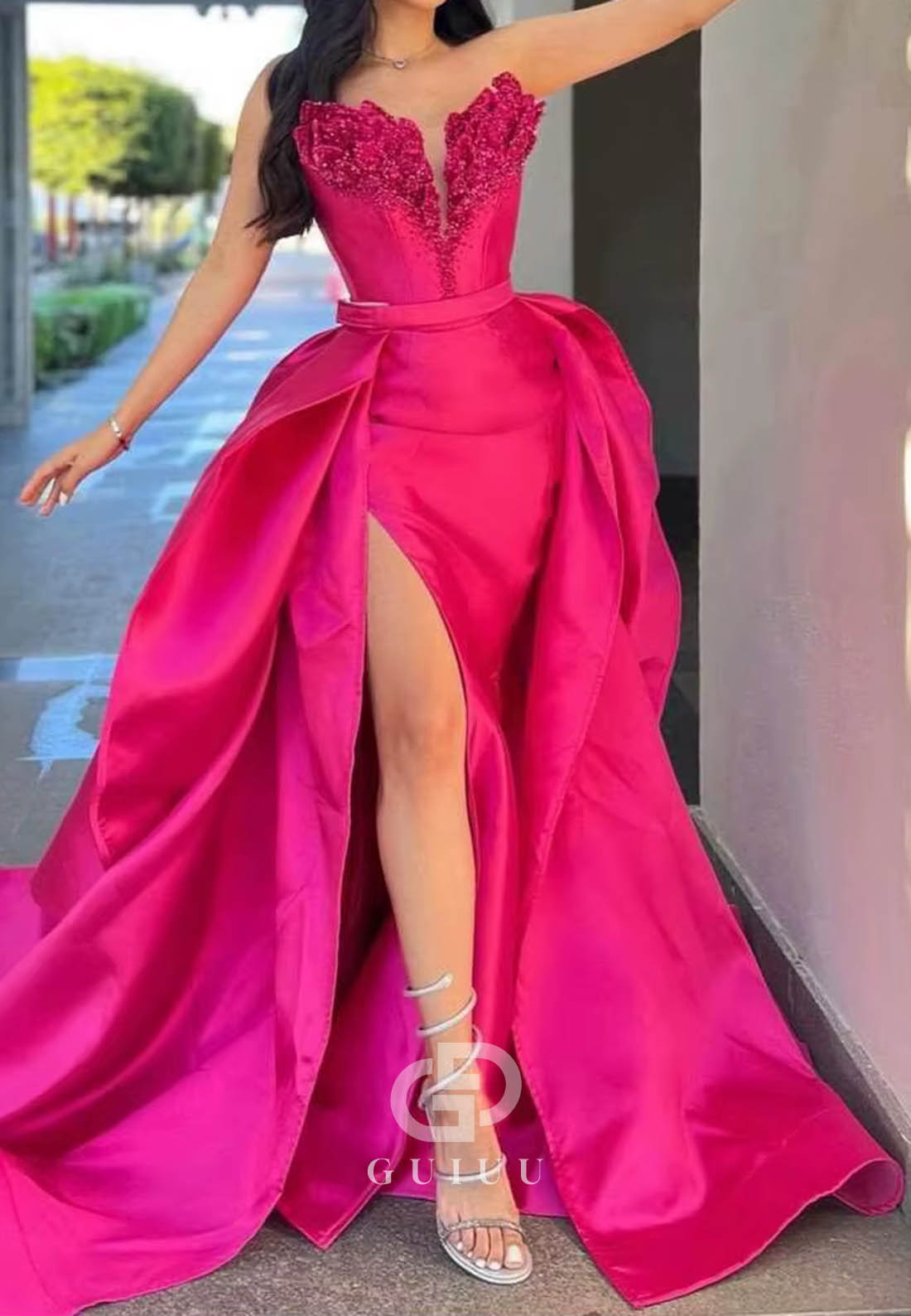 Luxury Satin Evening Dress Sparkling Beads Bold Side Slit Formal Gown