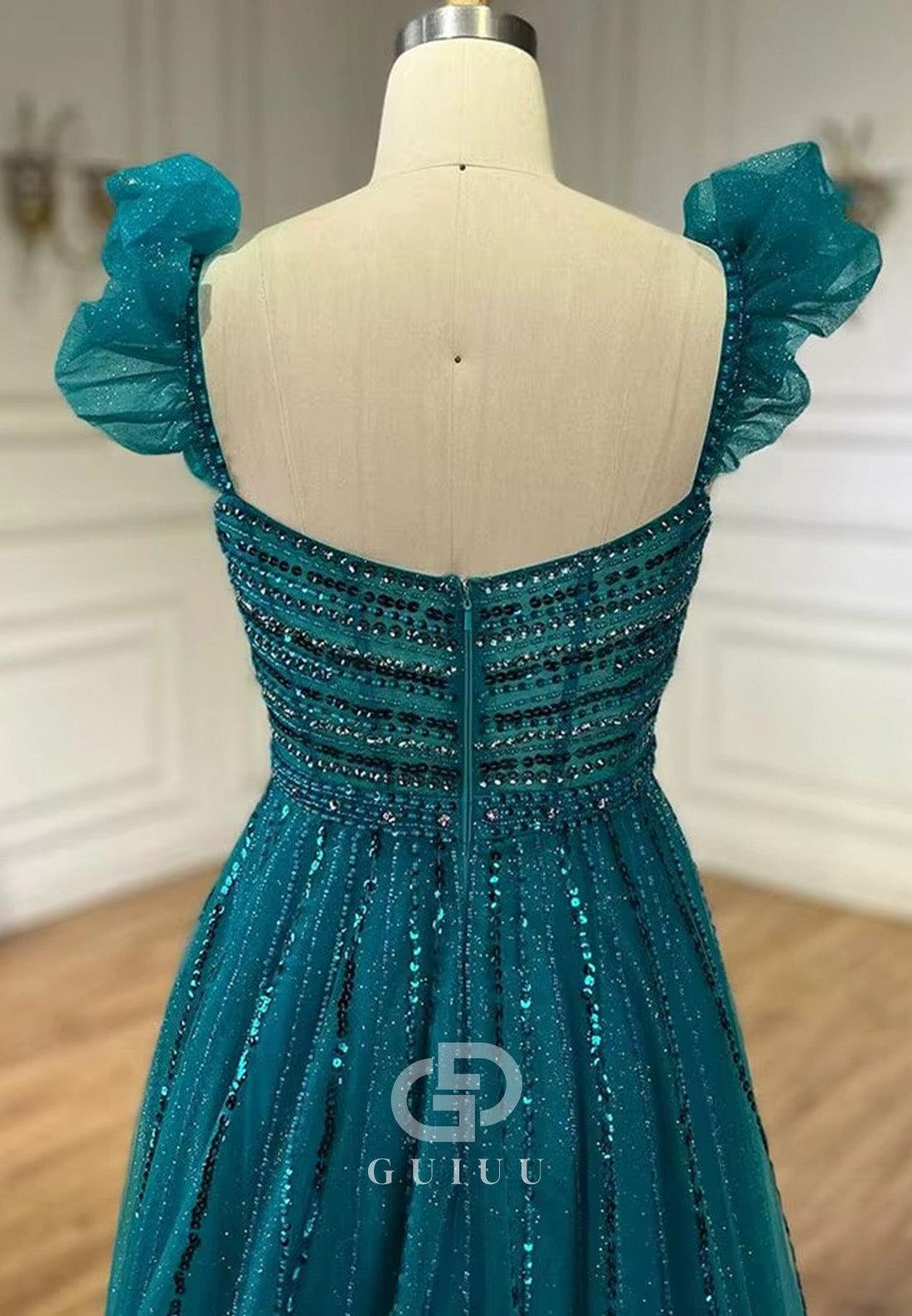 Charming A-Line Sweetheart Empire-Waist Lace Prom Dress