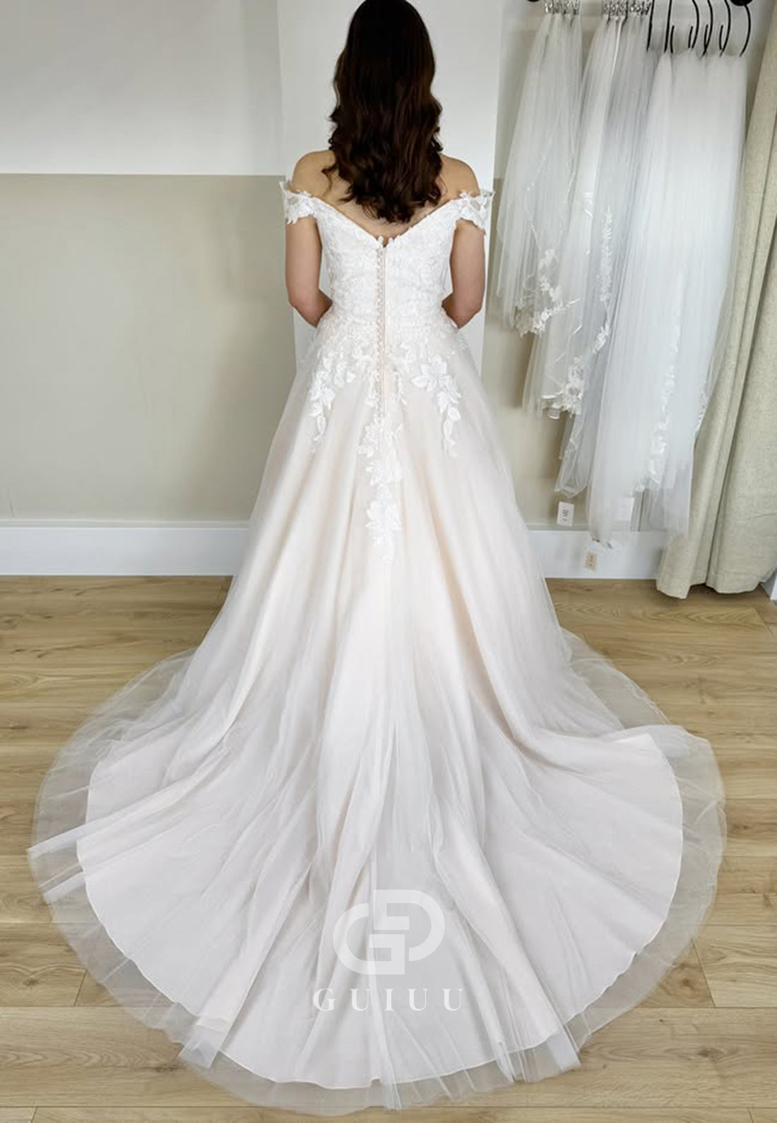 A-Line Sweetheart Sleeveless Appliques Lace Wedding Dress