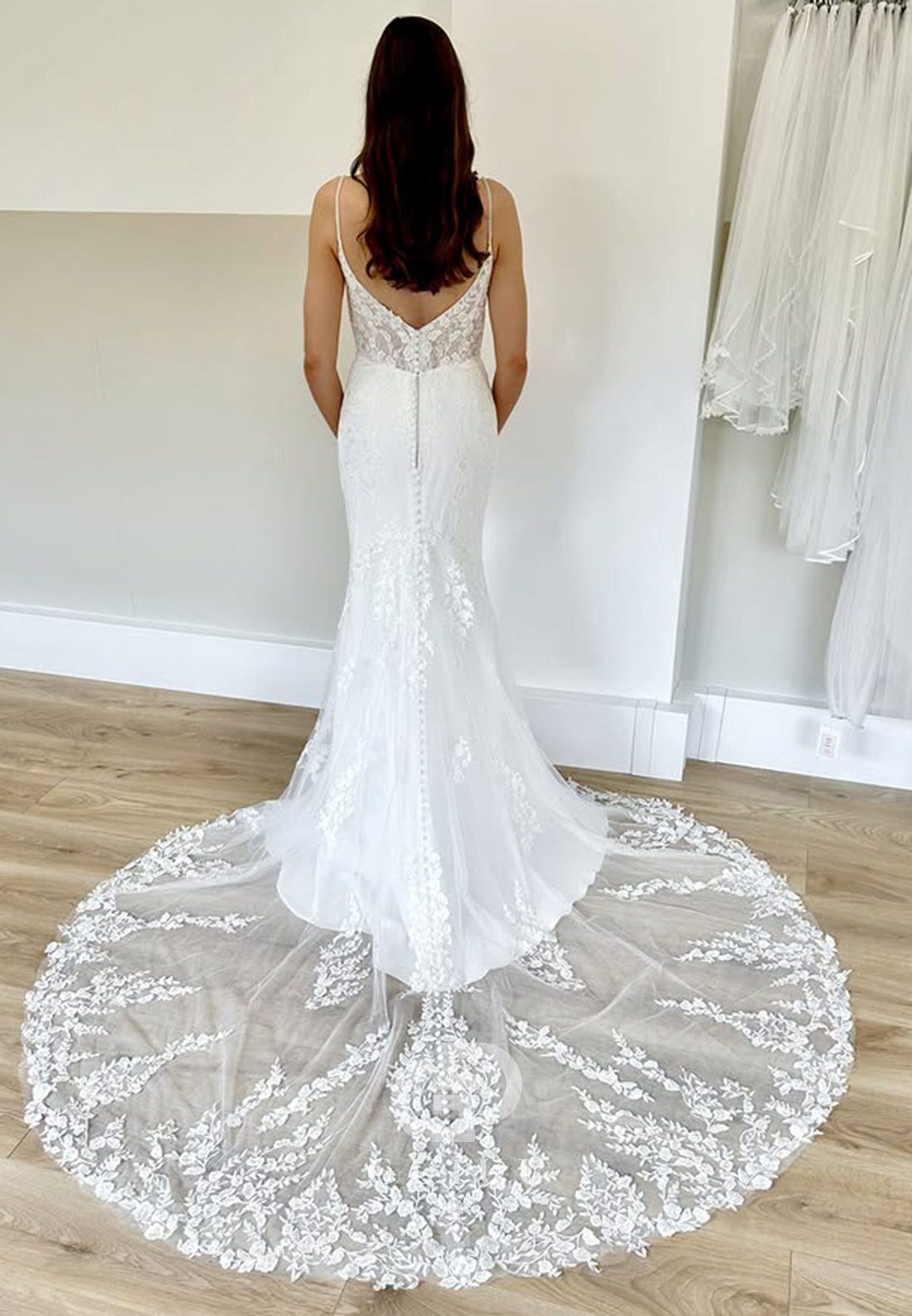 Spaghetti Straps V-Neck Mermaid Wedding Dress