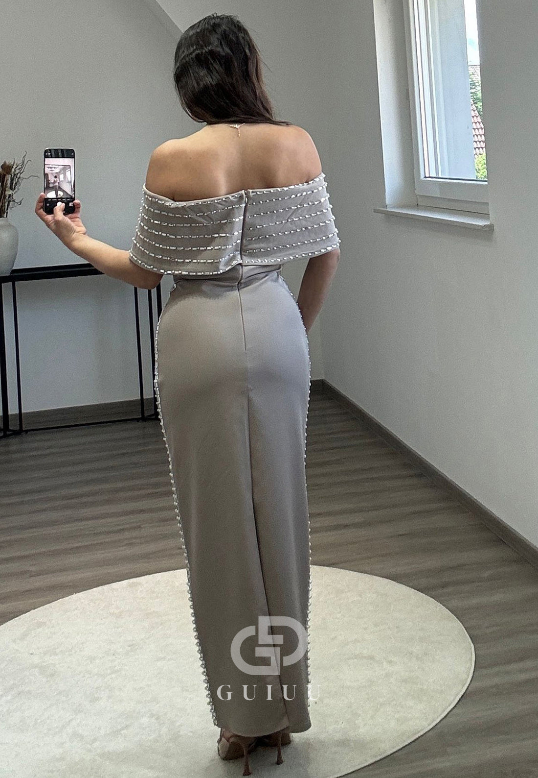 Elegant Off-Shoulder Prom Dress with Pearls Ruched Formal Dress