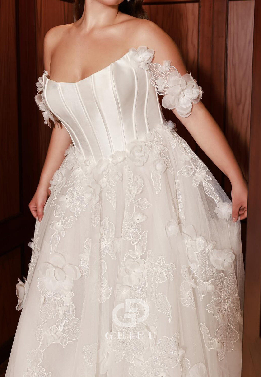 A-Line Sleeveless Strapless Appliques Sweep Train Lace Wedding Dress