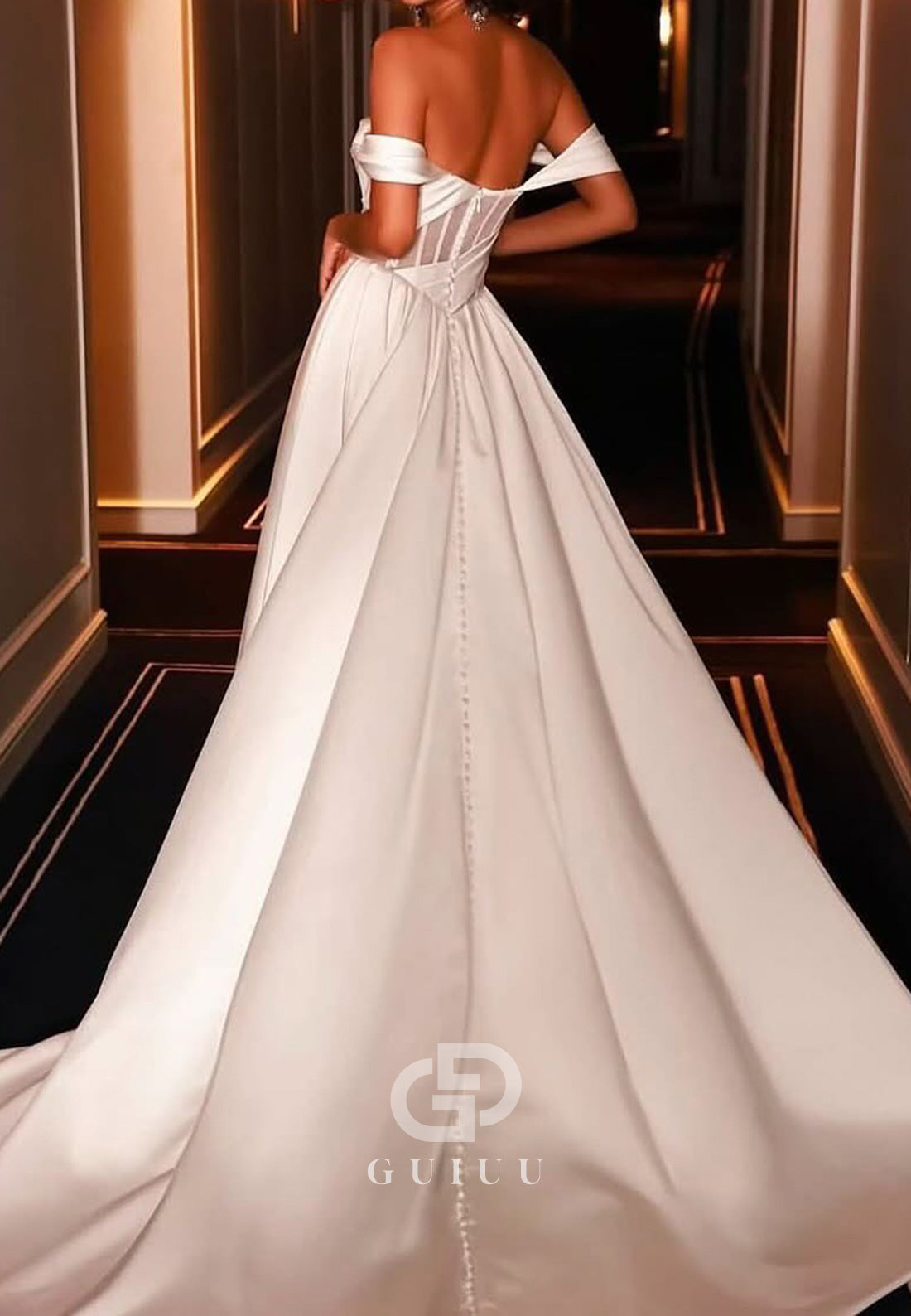 Simple Sweetheart Sleeveless A-Line Slit Wedding Dress