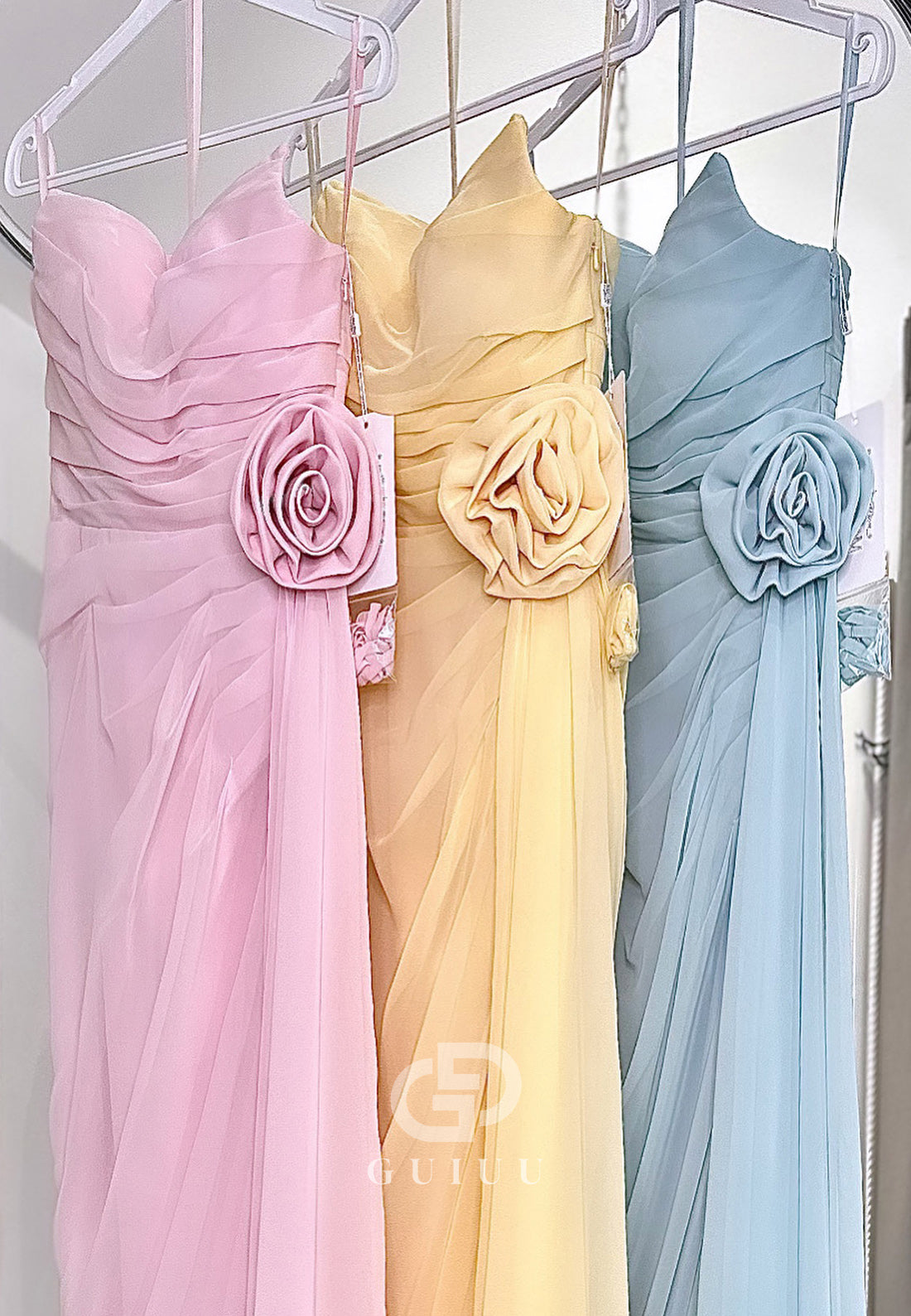 Sheath Sleeveless Strapless Prom Dress with Train Ruched Evening Party Dress