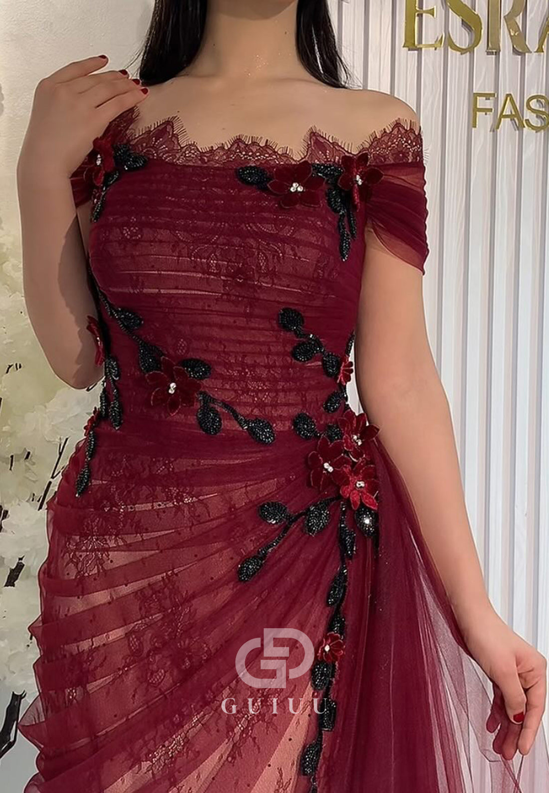 Burgundy Cap Sleeves Appliques Lace Evening Dress