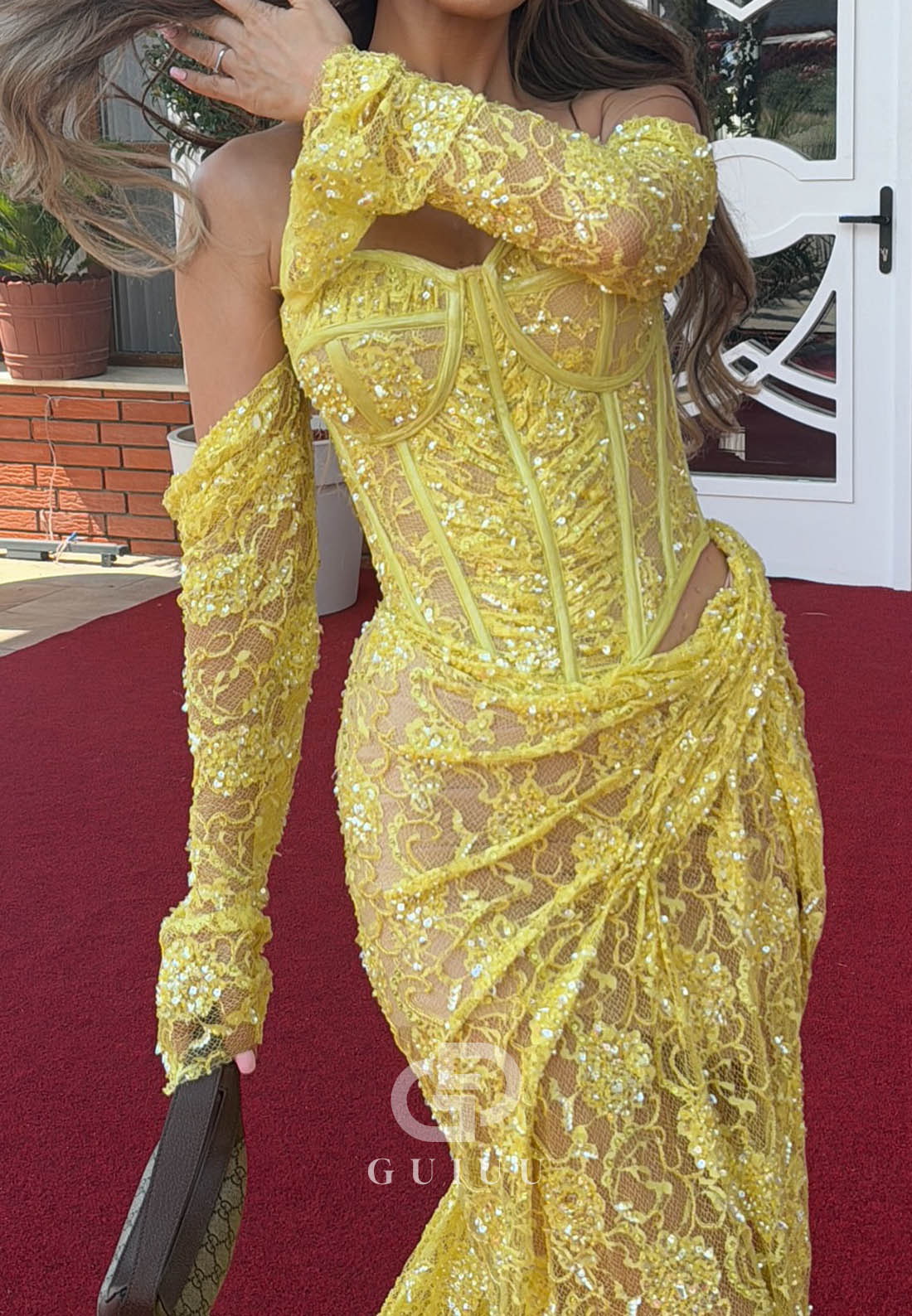 Daffodil Long Sleeves Sweetheart Lace Prom Dress