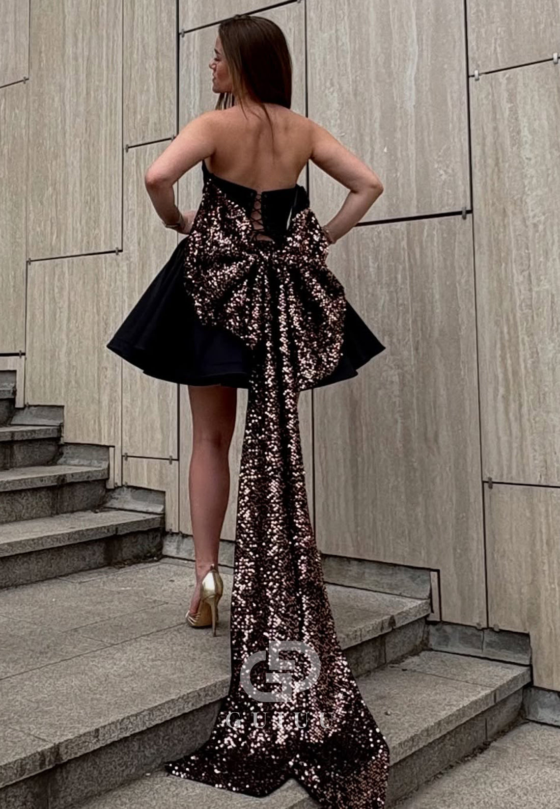 Black Sleeveless Strapless Bowknot Homecoming Dress