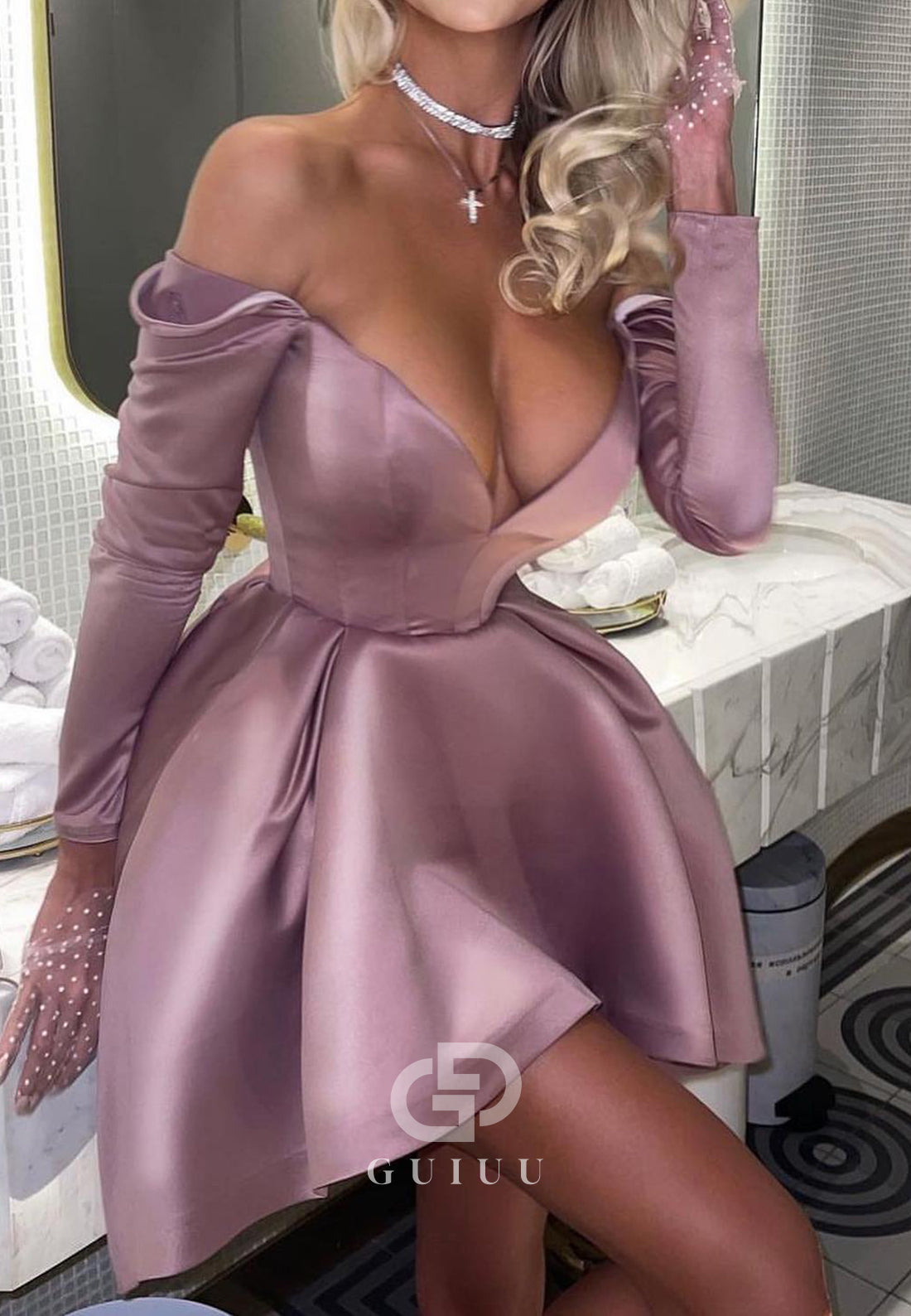 Simple Long Sleeves V-Neck Empire-Waist Homecoming Dress