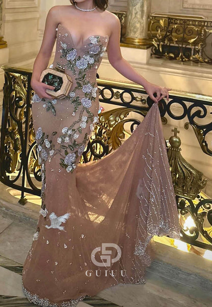 A-Line Sleeveless Strapless Floral Appliques Prom Dress