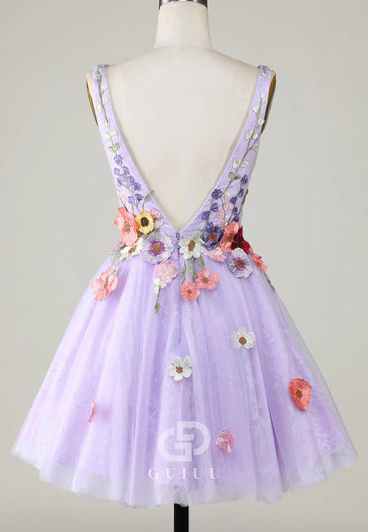 Lilac Spaghetti Straps V-Neck Floral Appliques Homecoming Dress