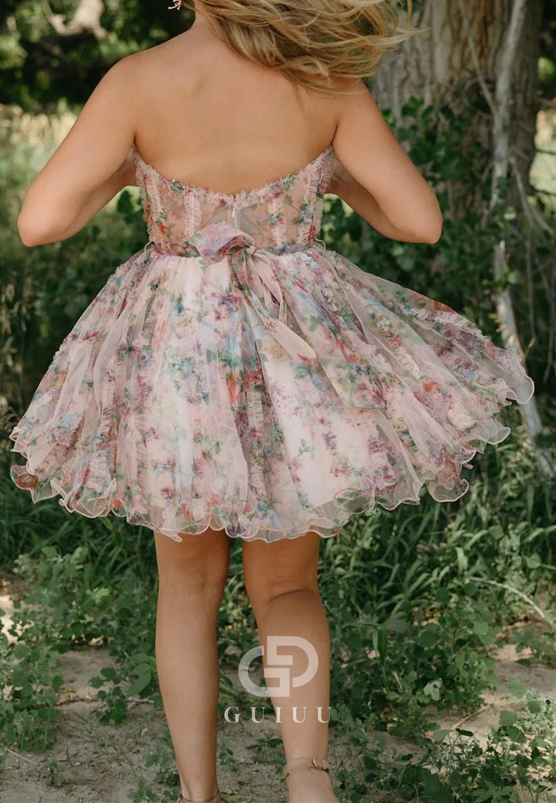 Charming A-Line Sweetheart Sleeveless Short Homecoming Dress