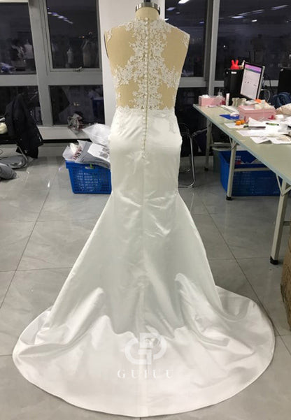 Mermaid Sleeveless Scoop Court Train Appliques Satin Wedding Dresses