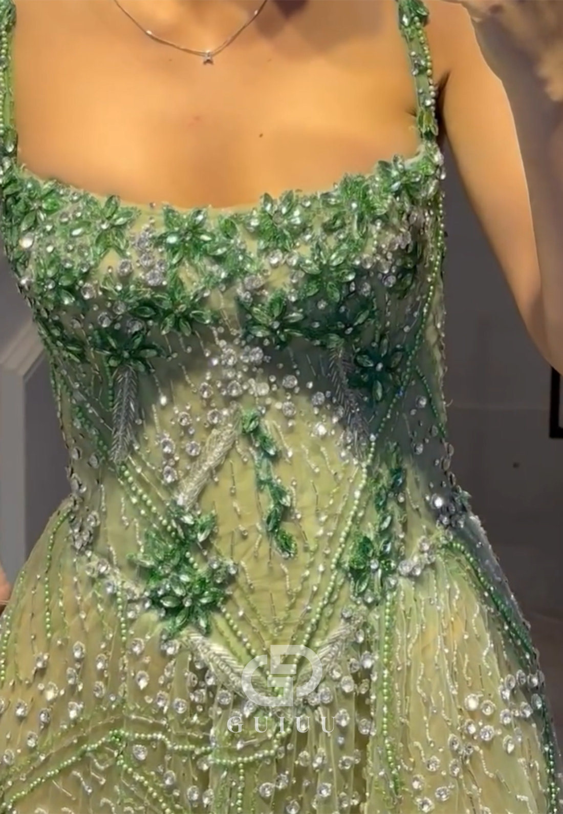 A-Line Spaghetti Straps Appliques Lace Rhinestone Square Prom Dress