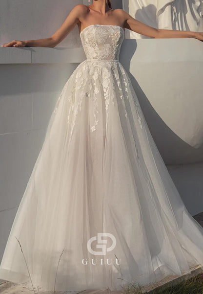 Elegant A-Line Long Sleeves High Neck Appliques Lace Wedding Dress