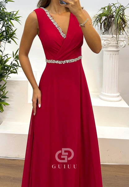Charming Spaghetti Straps V-Neck Beads Evening Dress