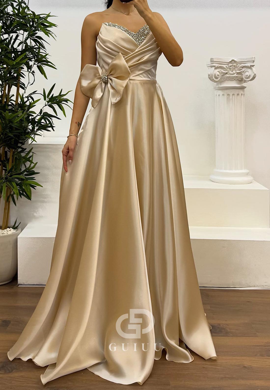 Elegant A-Line Sleeveless Strapless Bowknot Evening Dress
