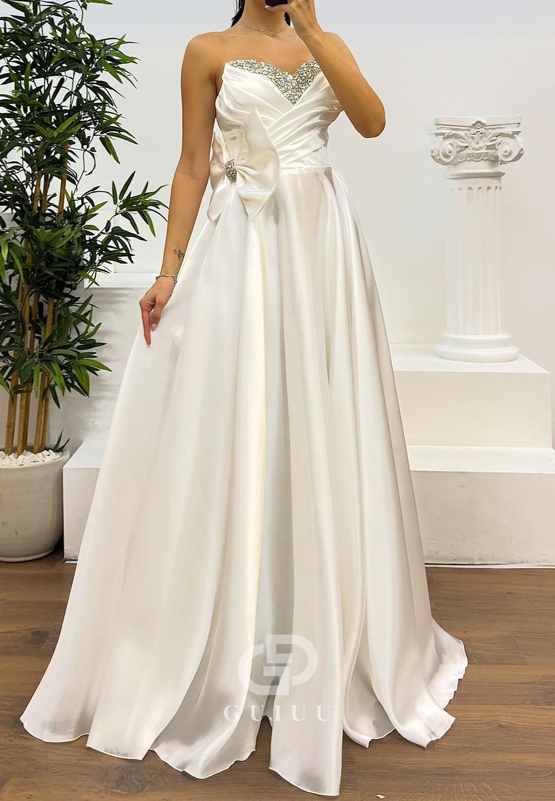 Elegant A-Line Sleeveless Strapless Bowknot Evening Dress