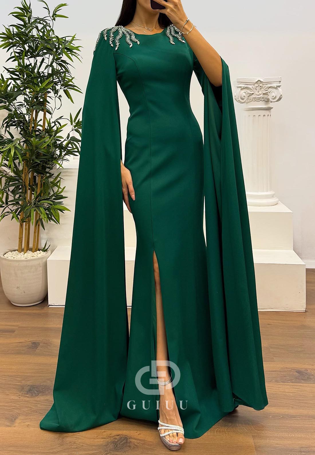 Mermaid Long Sleeves Scoop Satin Evening Dress