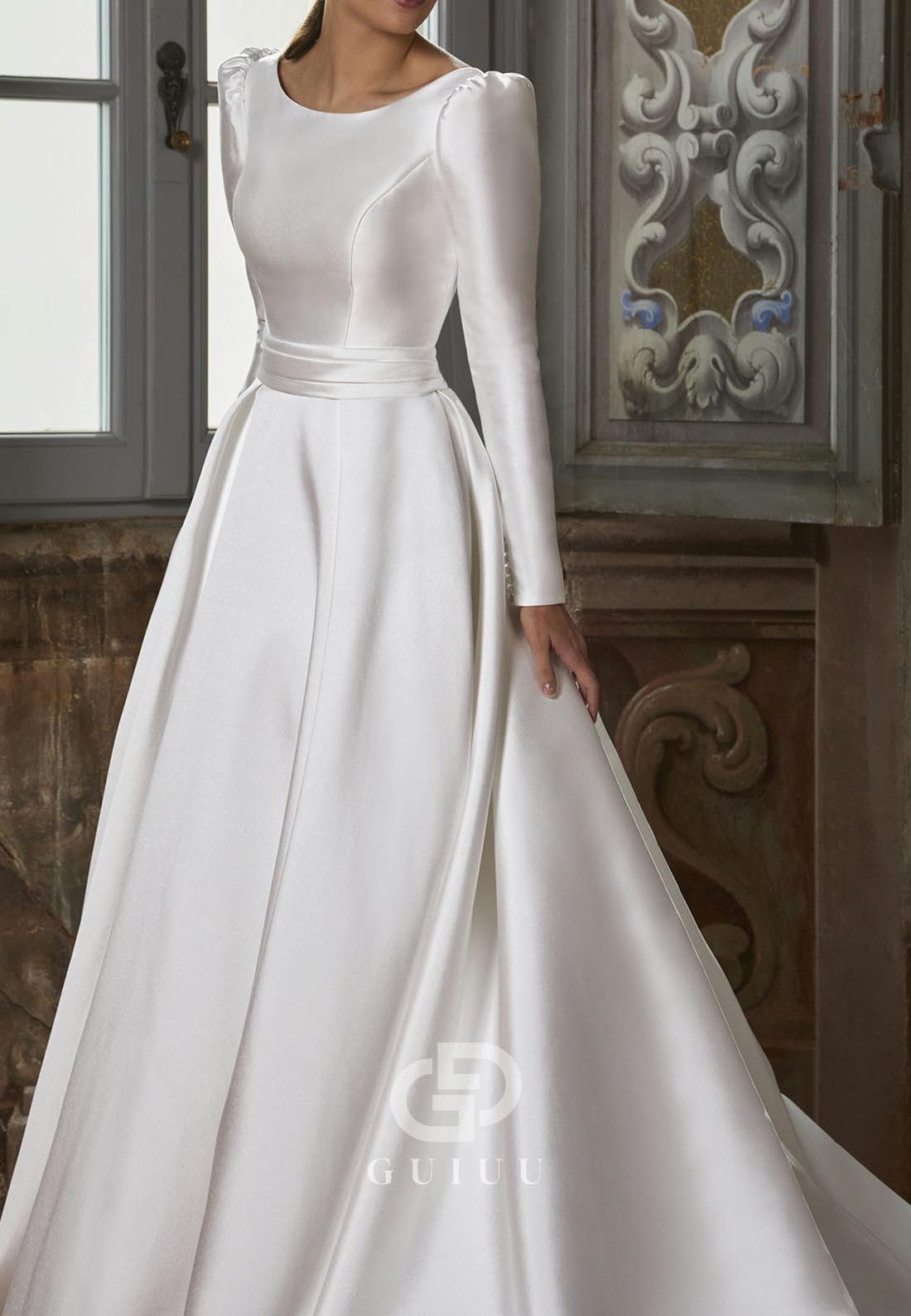 Gorgeous Long Sleeves Scoop Empire-Waist Backless Satin Wedding Dress