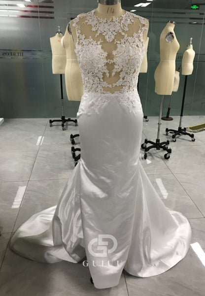 Mermaid Sleeveless Scoop Court Train Appliques Satin Wedding Dresses