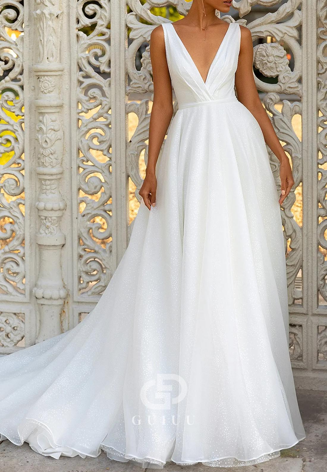 A-Line Spaghetti Straps V-Neck Backless Lace Wedding Dress