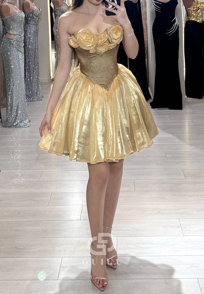 A-Line Strapless Sleeveless Appliques Homecoming Dress