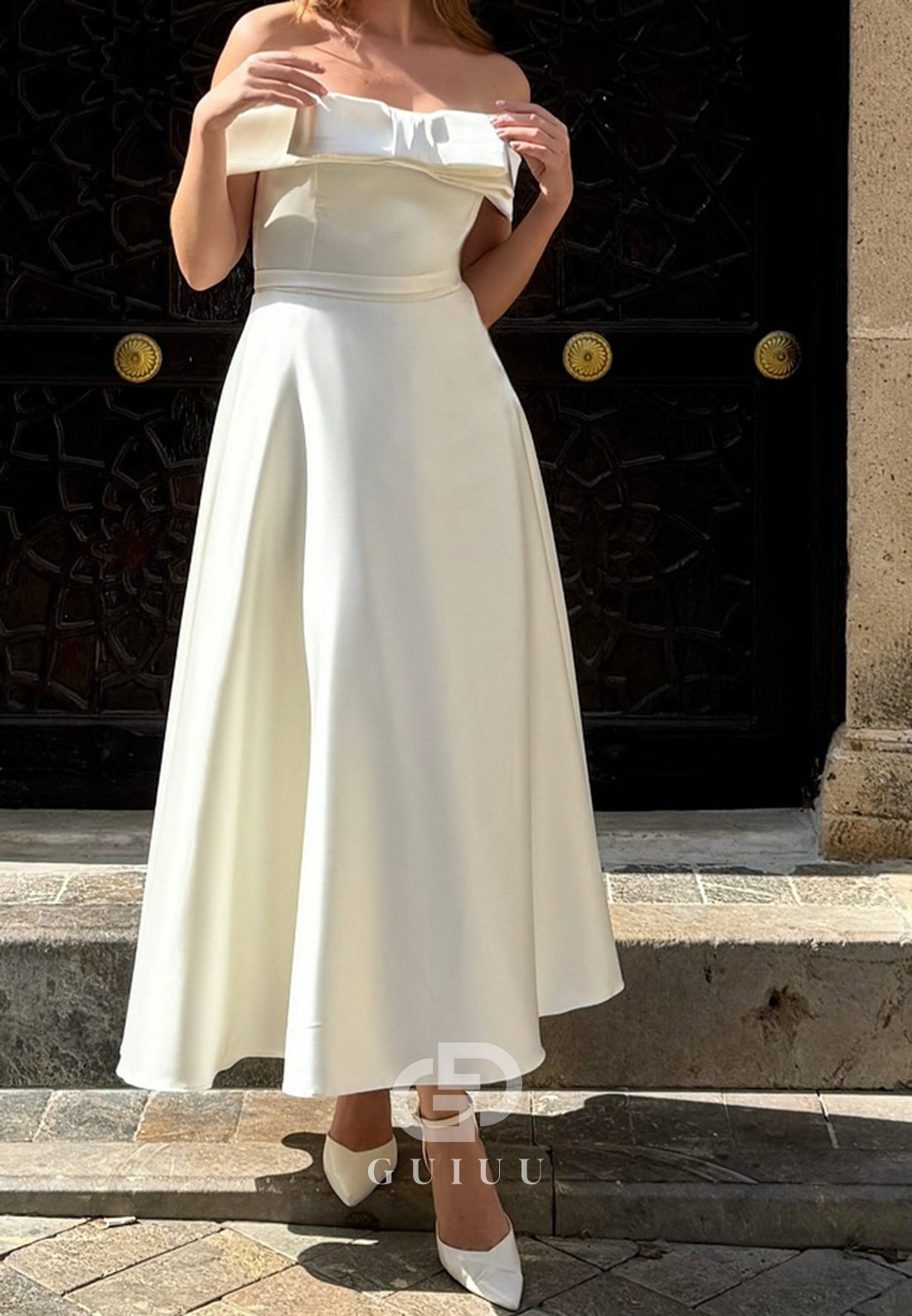 A-Line Strapless Sleeveless Bowknot Satin Wedding Dress