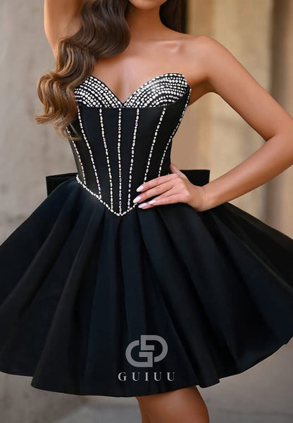 Black A-Line Strapless Sleeveless Sequins Short Homecoming Dress