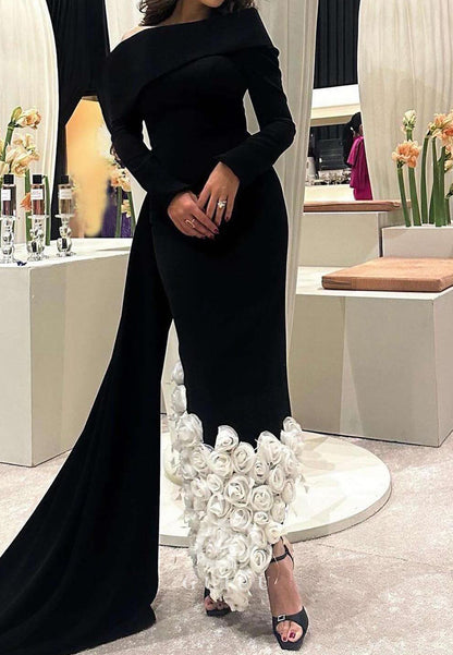 Black Long Sleeves Scoop Floral Appliques Prom Dress