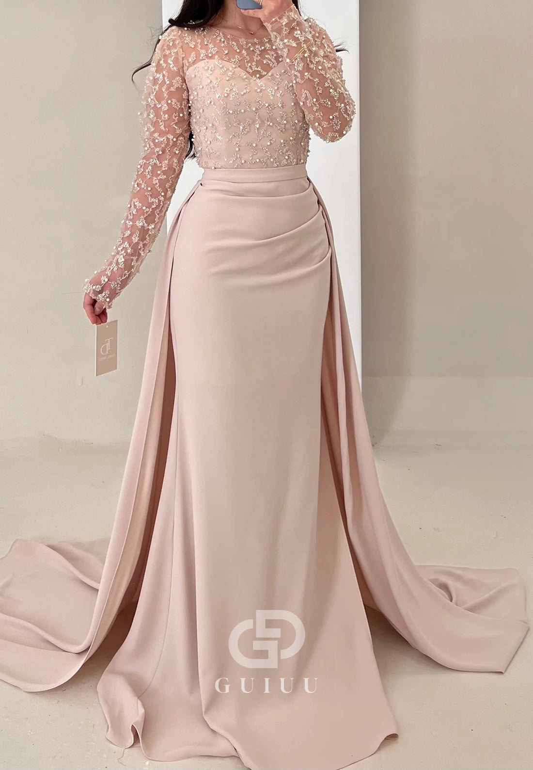 Blushing Pink Long Sleeves Scoop Appliques Evening Dress