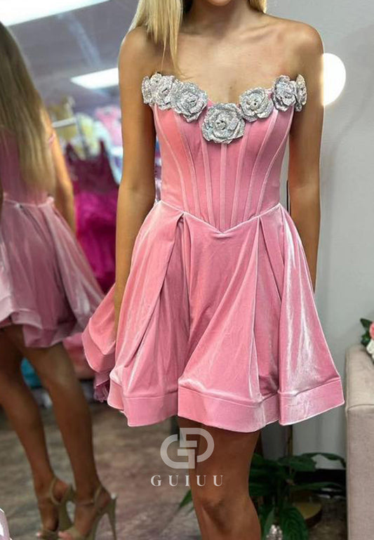 Charming A-Line Sleeveless Strapless Floral Appliques Homecoming Dress