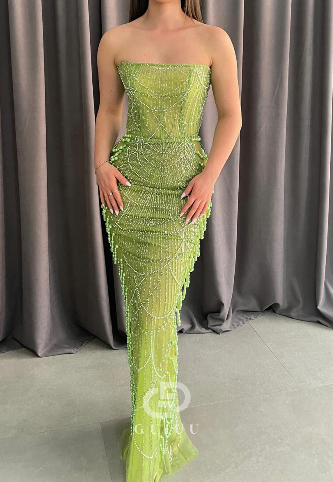 Charming Sleeveless Strapless Sequins Sheath  Evening Dress