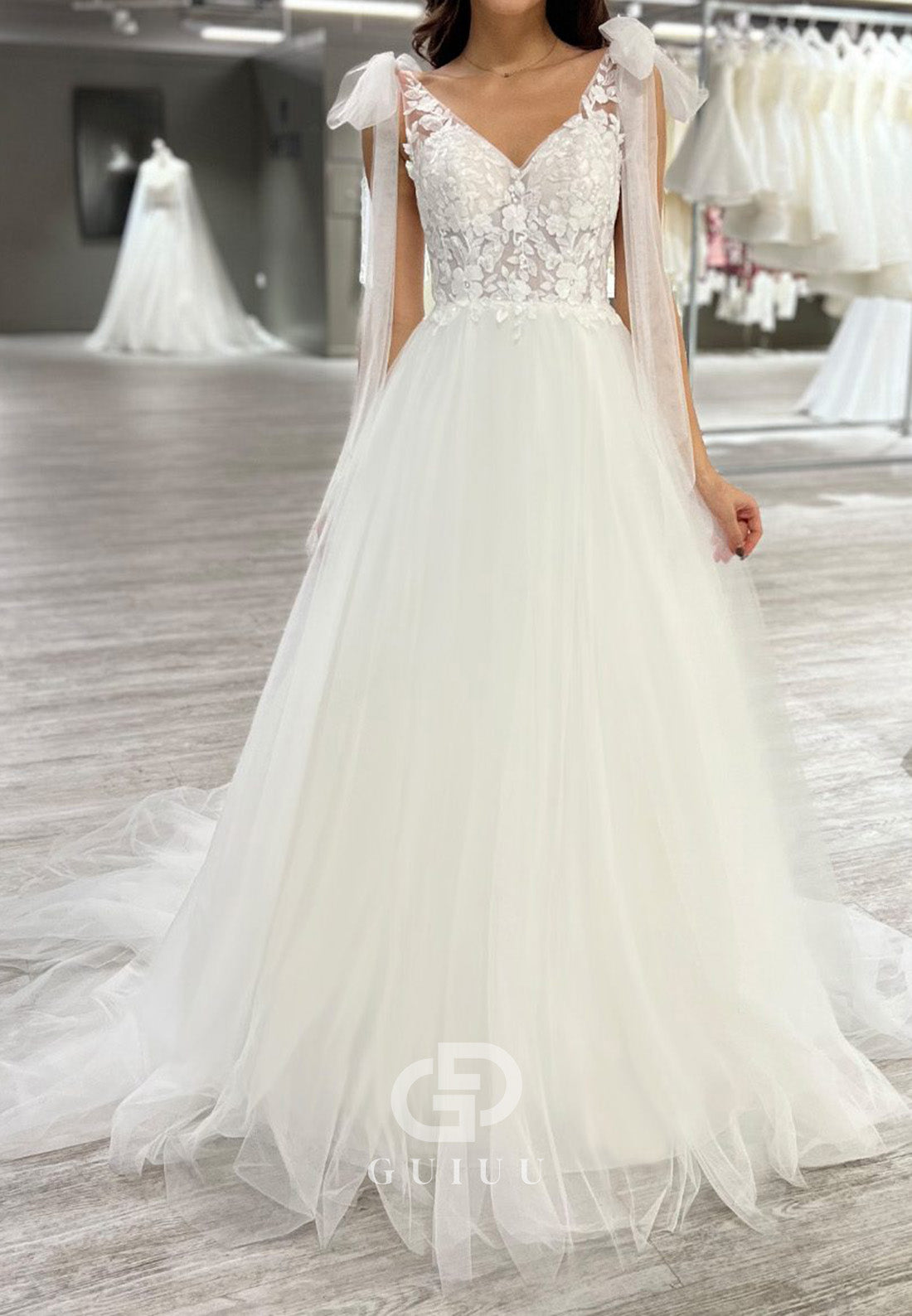 Charming Spaghetti Straps V-Neck Lace Wedding Dress