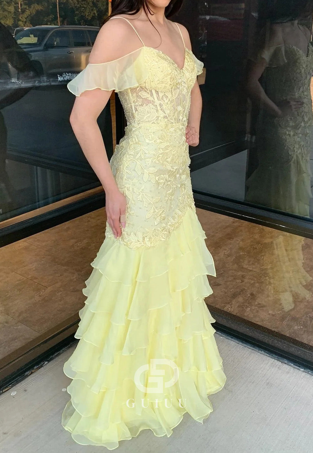 Cold Sleeves Red Lace Mermaid Ruffle Prom Dress