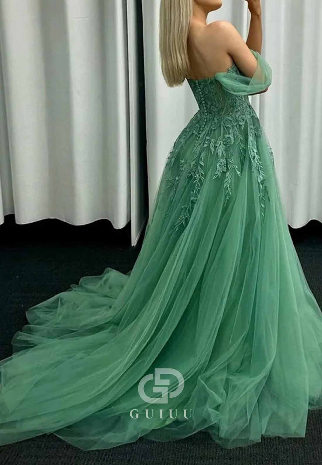 Off-Shoulder Mint Green Tulle Lace Prom Dresses with Appliques