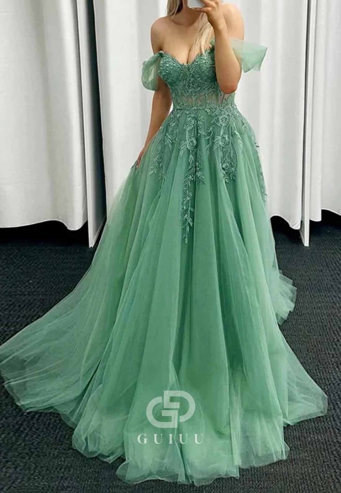 Off-Shoulder Mint Green Tulle Lace Prom Dresses with Appliques