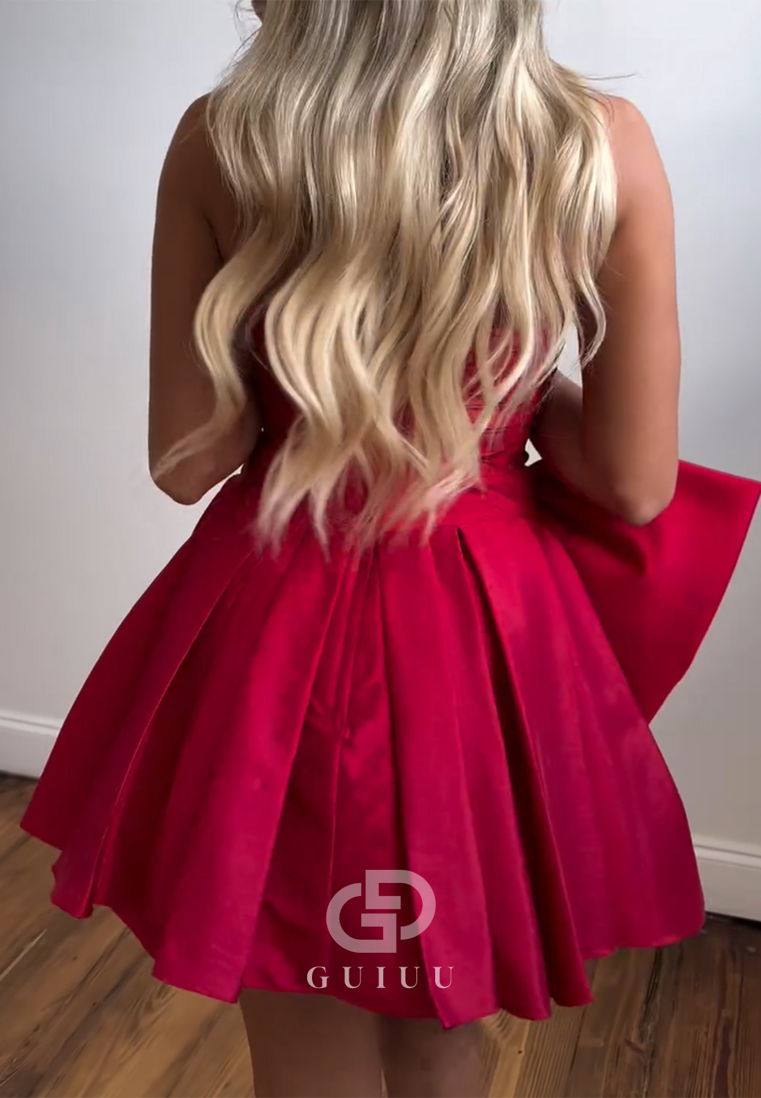 Simple A-Line Sleeveless Strapless Bowknot Short Homecoming Dress