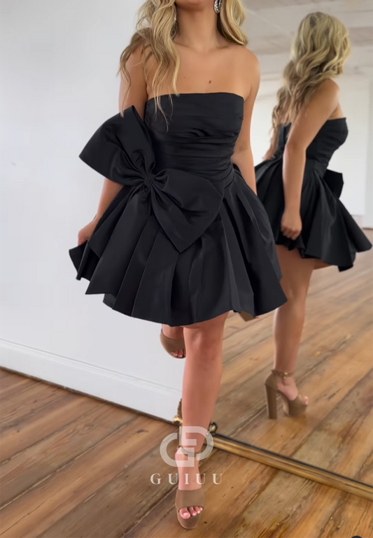 Simple A-Line Sleeveless Strapless Bowknot Short Homecoming Dress