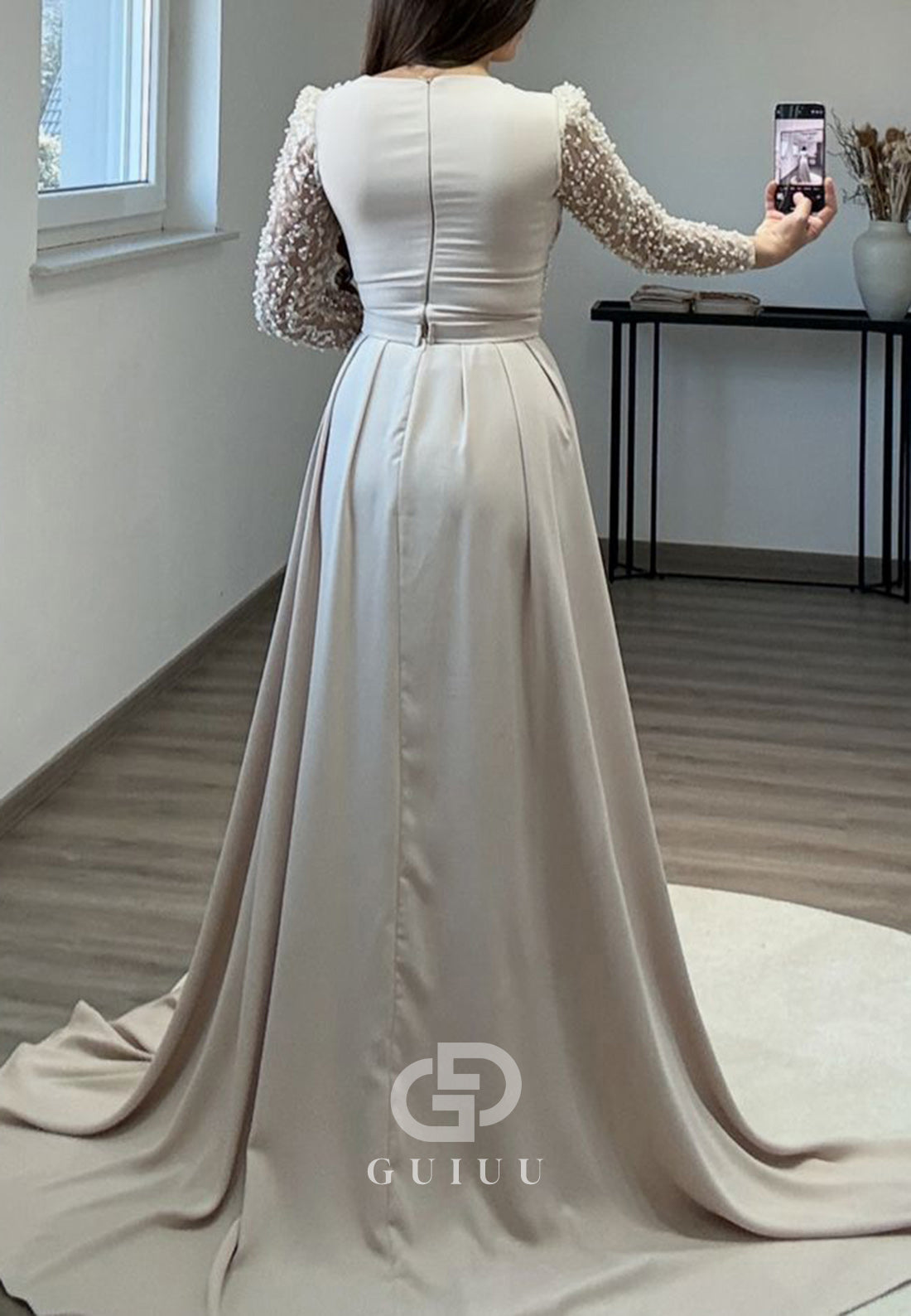 Long Sleeves V-Neck Prom Dress with Beads Sweep Train Evening Dress
