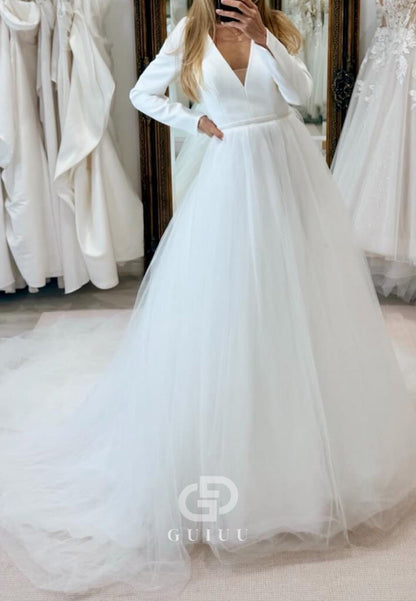 Elegant Long Sleeves V-Neck A-Line Lace Wedding Dress