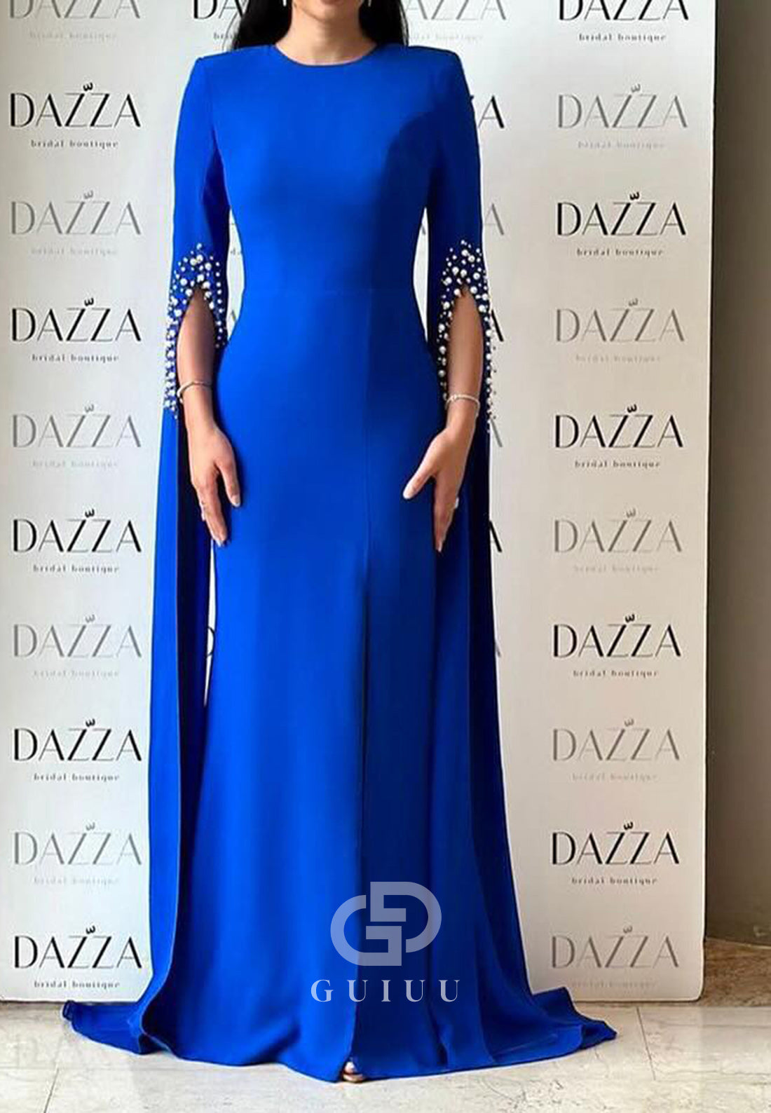 Elegant Royal Blue Long Sleeves Scoop Pearls Evening Dress