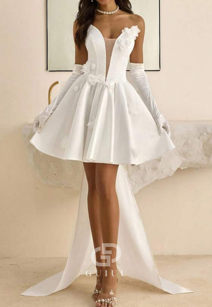 Elegant Sleeveless Strapless A-Line Short Wedding Dress
