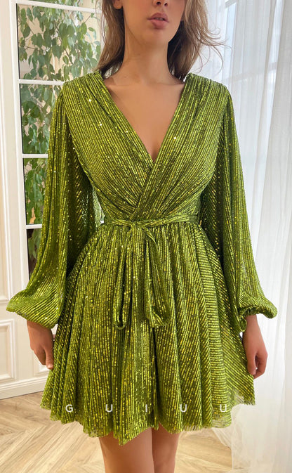GH405 - A Line V Neck Long Sleeves Green Vintage Homecoming Dress