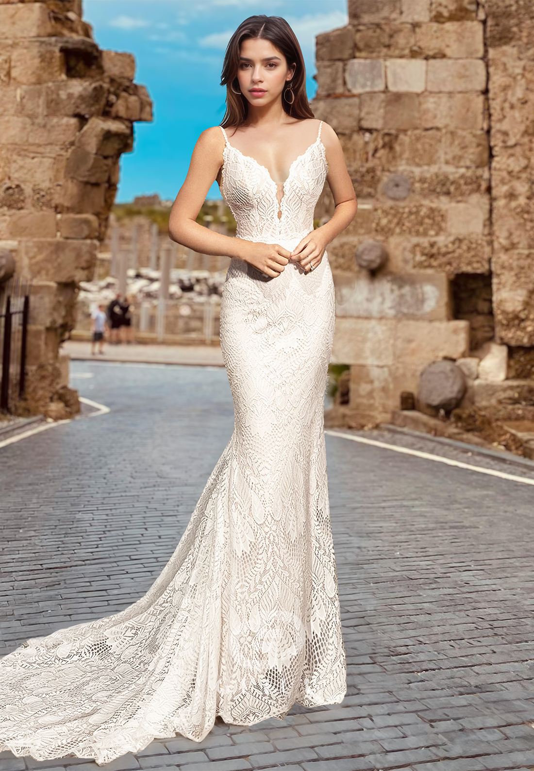 Mermaid Spaghetti Straps V-Neck Court Train Appliques Satin Wedding Dress
