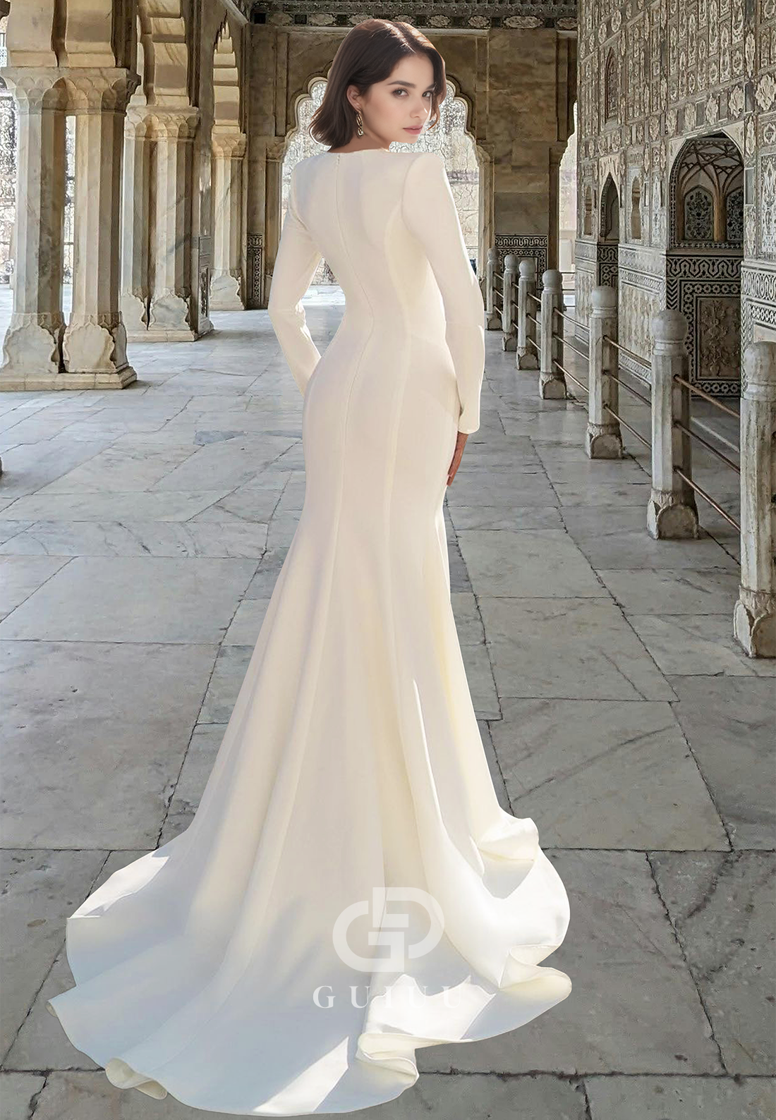 Elegant V-Neck Long Sleeves Sequins Sleek Mermaid Wedding Dress
