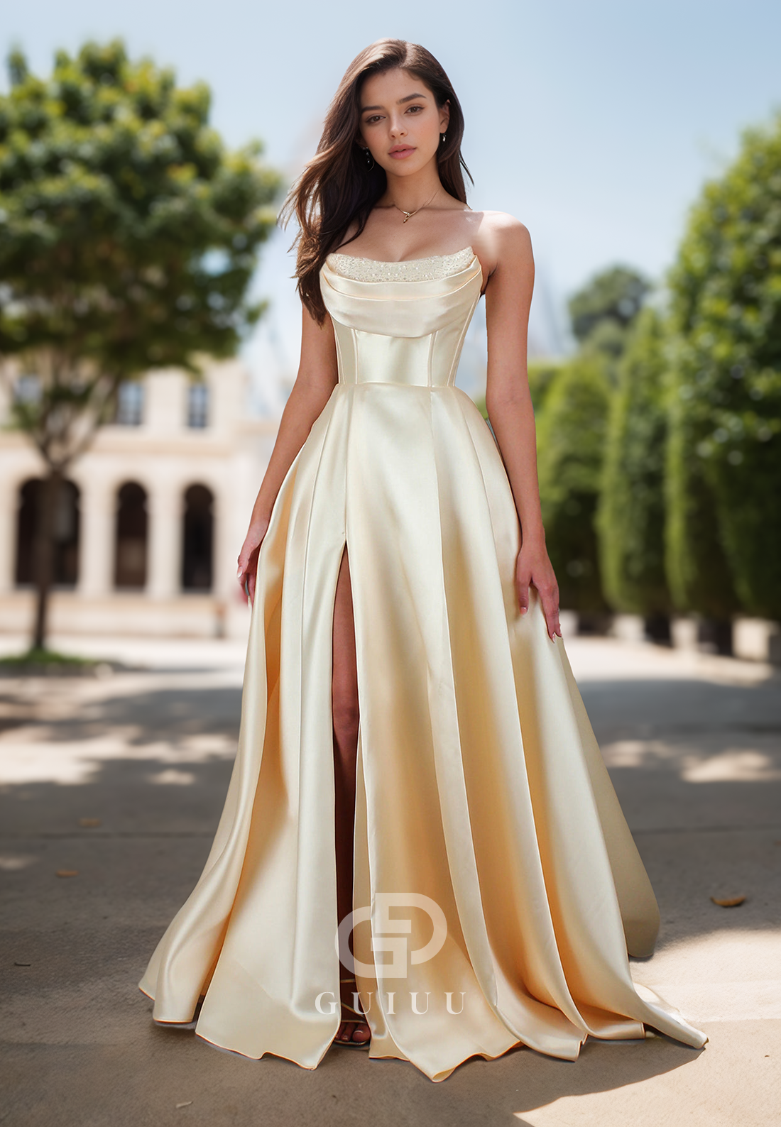 Elegant A-Line Sleeveless Strapless Prom Dress with Slit Empire-Waist Evening Formal Dress