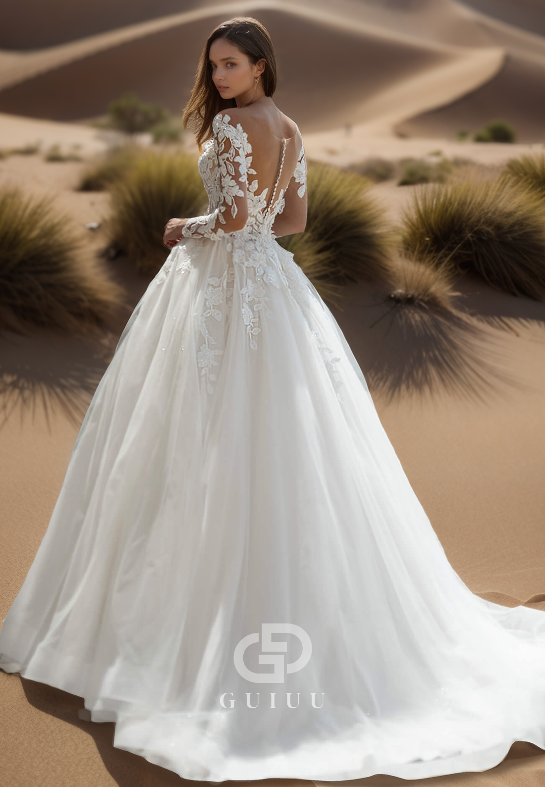 Charming A-Line Long Sleeves Scoop Floral Appliques Lace Wedding Dress